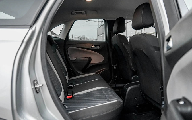 Opel Crossland X cena 51500 przebieg: 100373, rok produkcji 2019 z Kleszczele małe 497